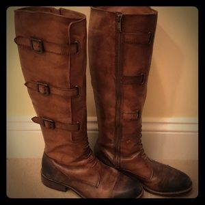 Vince Camuto two tone leather boots 7.5